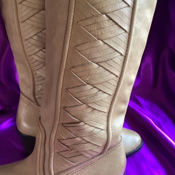 Tan Creamy Leather Fossil High Boots - Picture 10 of 14